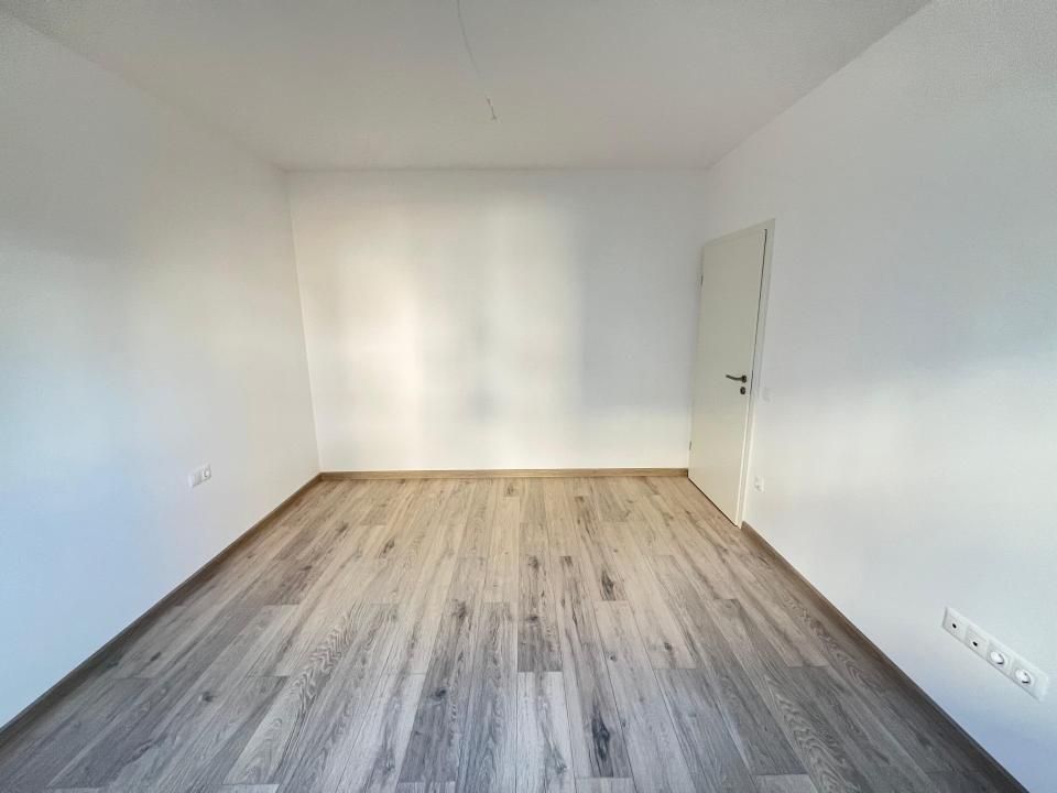 Apartament-3-Camere-Decomandat-73mp-Utili-Balcon-5mp-Parcare-Sanpetru-Residence – fotografia 9 din 17