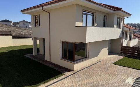 Casa cuplata/Duplex, 350mp teren, Dezmir