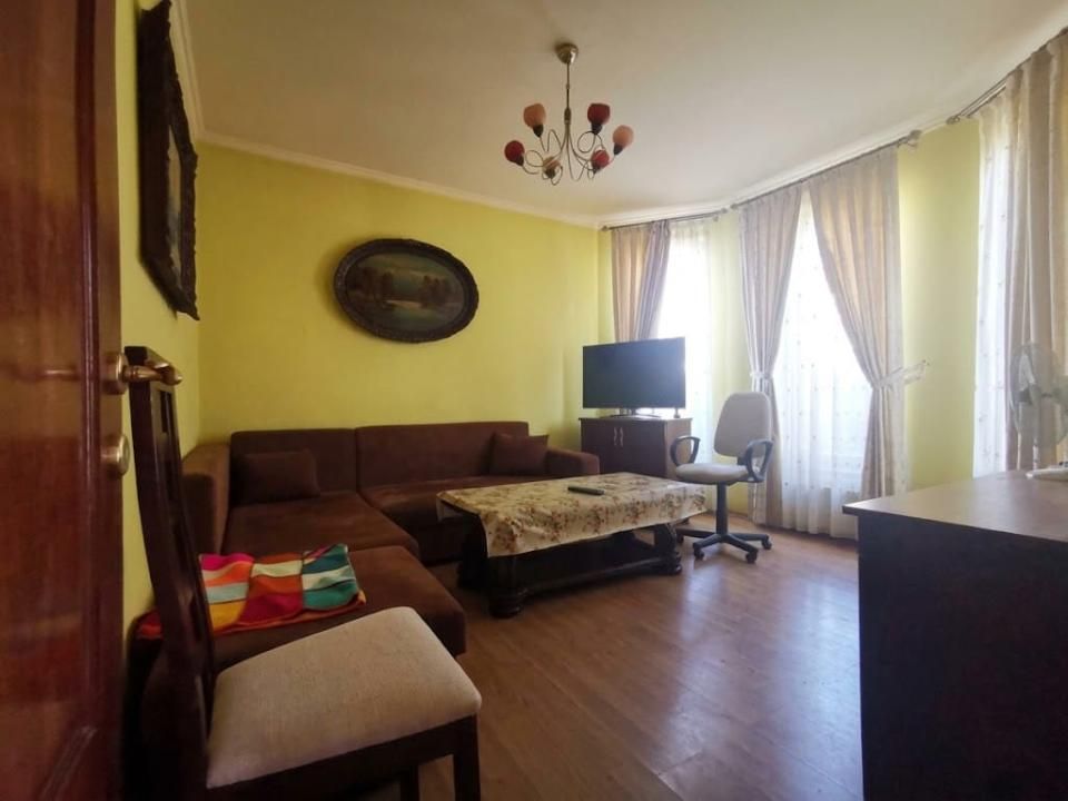 Casa de vanzare cu 4 camere, cartier Grigorescu, Oradea – fotografia 17 din 23