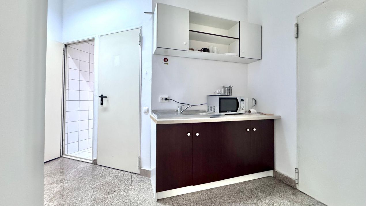 Spatiu de birouri | Parter | Vitan Center | Utilitati incluse – fotografia 4 din 8