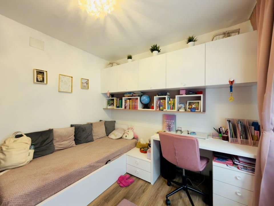 Apartament 3 camere, decomandat, etaj 1, zona Aradului – fotografia 6 din 16