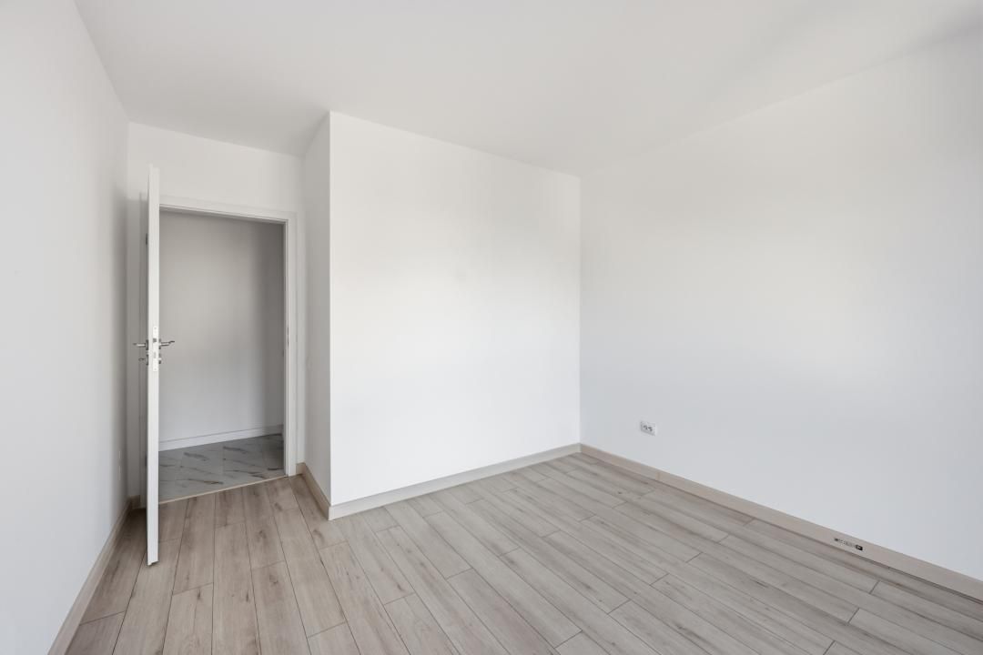 2 camere | Bucurestii Noi | Bazilescu | Jiului | Metrou | Com 0% – fotografia 16 din 20