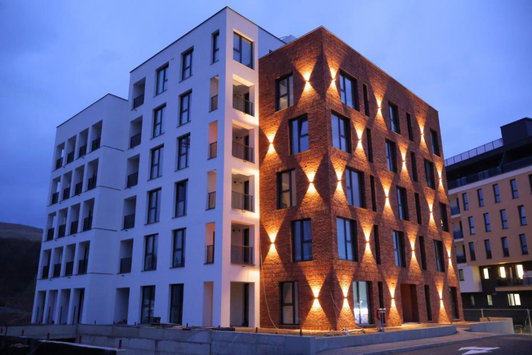Apartament finisat, 3 camere, balcon, bloc nou, Floresti – fotografia 2 din 3