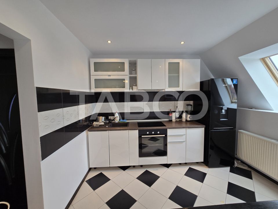 Apartament de vanzare 4 camere 3 bai 120mpu balcon Arhitectilor Sibiu – fotografia 5 din 13