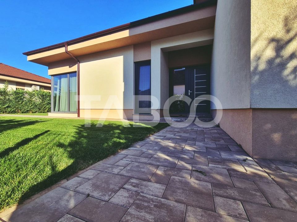 Vila de lux de vanzare in Sebes zona rezidentiala – fotografia 4 din 19