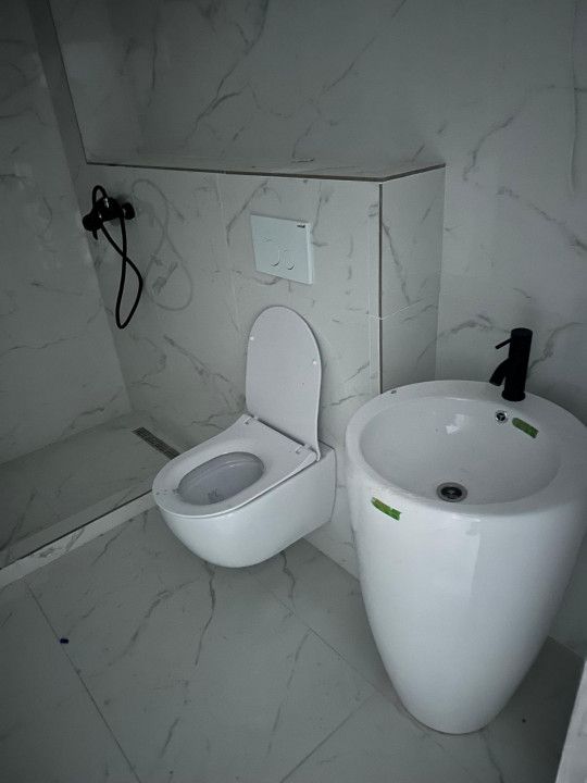 Garsoniera finisata Mamaia Nord, la 30 m de promenada – fotografia 18 din 20