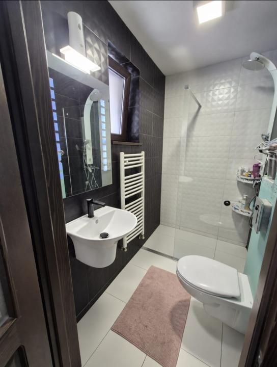 APARTAMENT DE 4 CAMERE DE VÂNZARE – BRAȘOV, ZONA STRĂZII AUREL VLAICU 255000 – fotografia 12 din 19