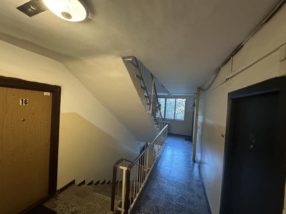 Berceni | 3 Camere | Decomandat | 3/10 | 70 MP | – fotografia 30 din 36