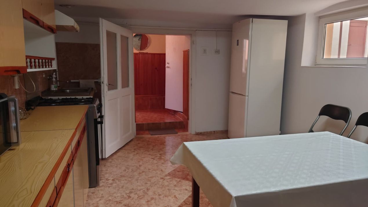 Casă individuală cu demisol + parter • 130 mp utili • Curte 237 mp • Garaj. – fotografia 8 din 25