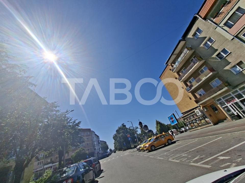 Apartament decomandat de vanzare 2 camere Strand etaj 4 acoperis – fotografia 18 din 18