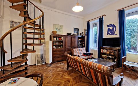 Casa veche renovata, parter+mansarda, curte proprie, Foisorul de Foc