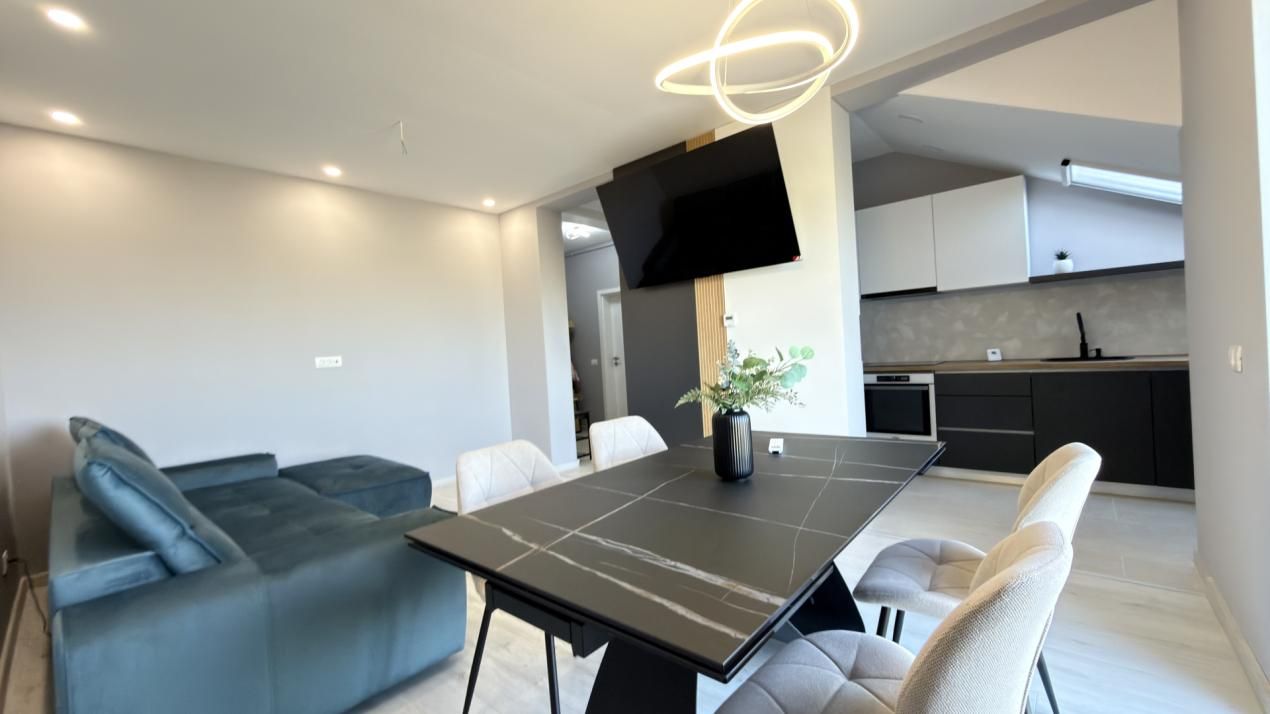 Apartament 2 camere, decomandat, 51 mp utili - Dumbravita – fotografia 3 din 13