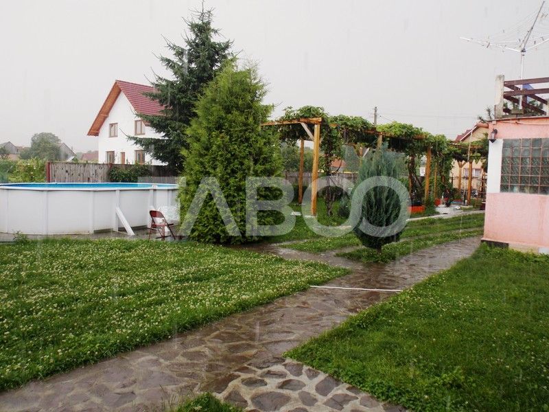 Pensiune de vanzare 13 camere si teren 3000 mp la cheie Comision 0% – fotografia 11 din 53