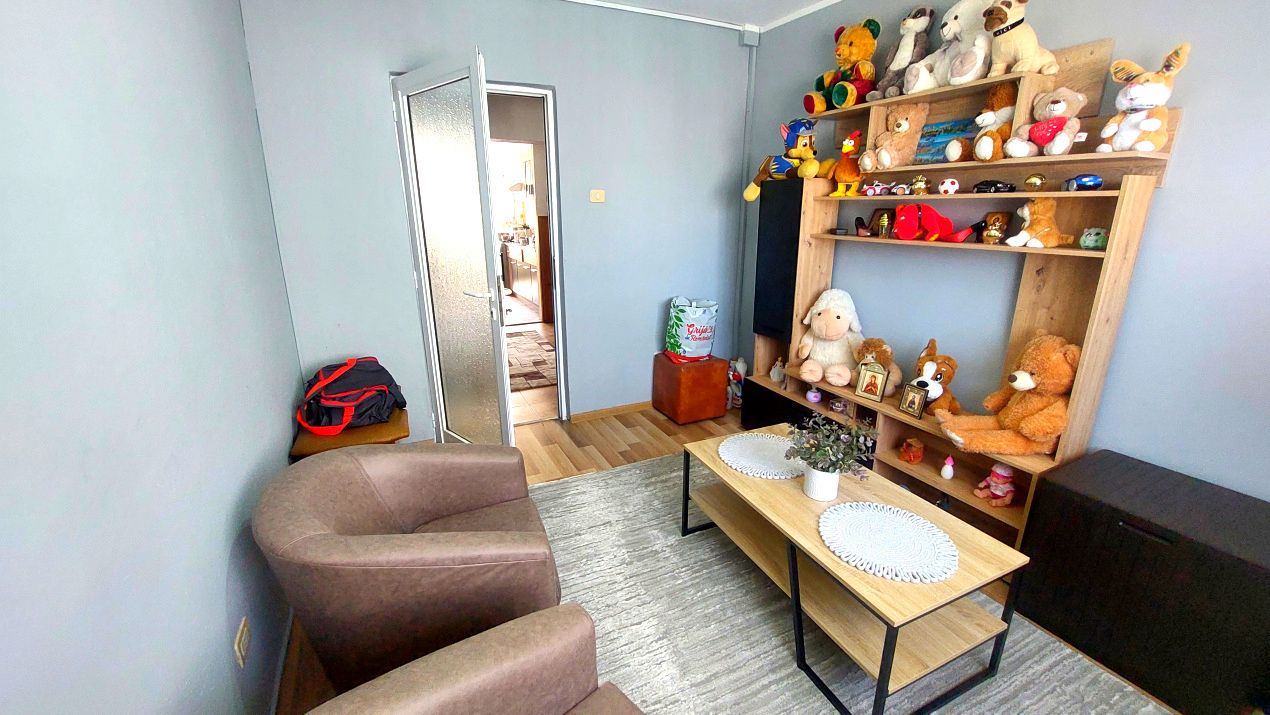 OCAZIE! Apartament 4 camere decomandat Cetate 2 bai 90 mp cu balcon si pivnita! – fotografia 2 din 10