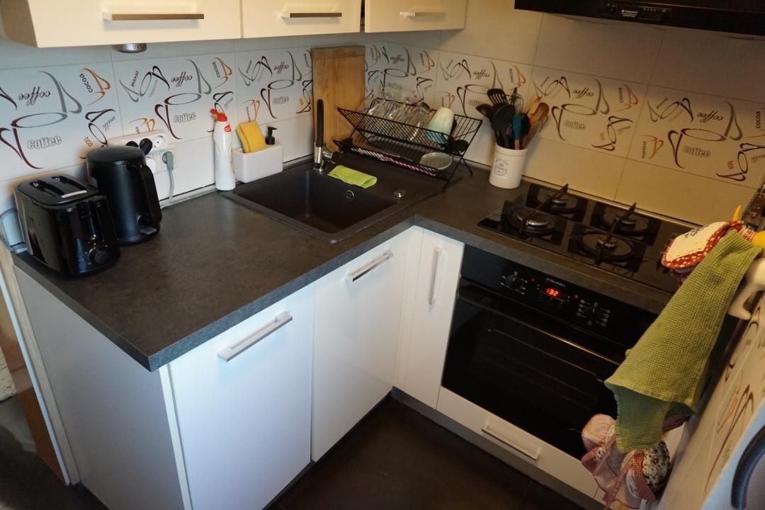 Apartament 2 camere, decomandat, mobilat, zona Bucovina – fotografia 9 din 15