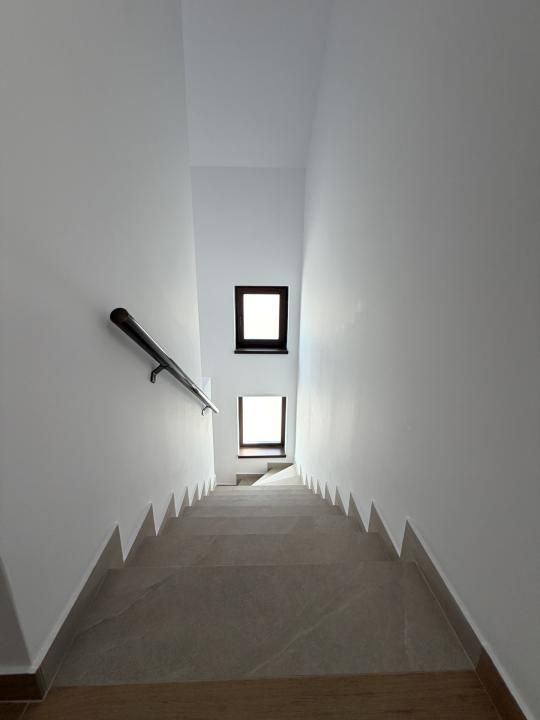 Duplex cu camera tehnica, 102mp utili, 350mp teren-Covaci – fotografia 16 din 21