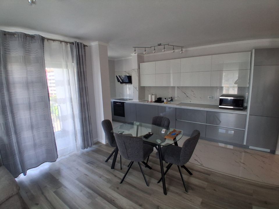 Închiriere apartament cu 2 camere, 60 mp.+garaj, Bună-Ziua – fotografia 1 din 8