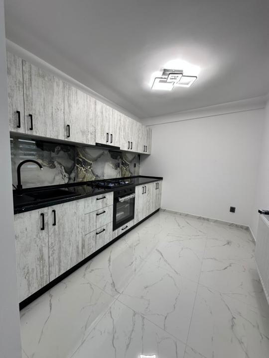 Apartament de vânzare – 3 camere , Micro 8 ,et 1 – fotografia 9 din 13