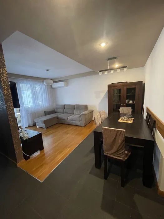 Apartament 3 camere, 85 mp, 2 băi și parcare | Andrei Mureșanu – fotografia 2 din 8