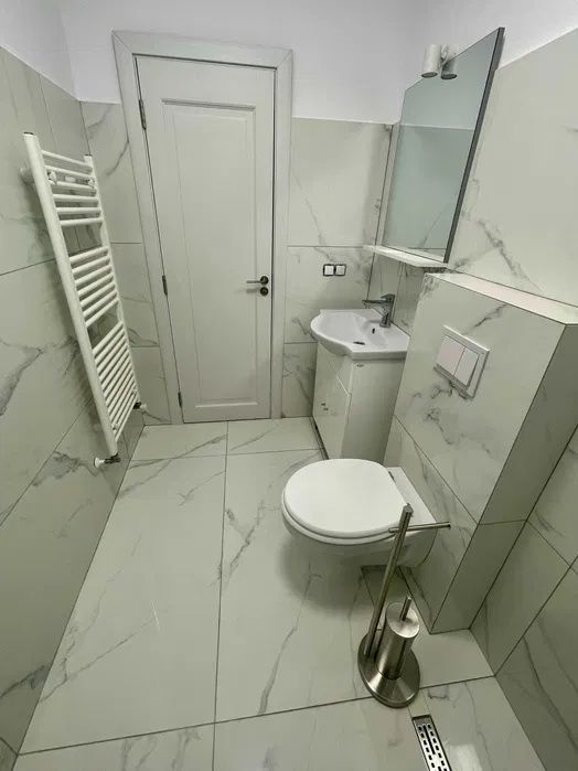Clădire de birouri/showroom | 205mp | 20 parcări | Traian Vuia – fotografia 6 din 7