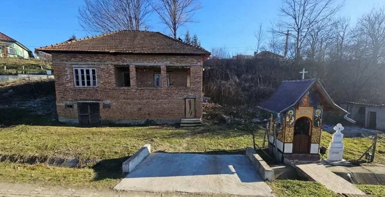 Casă 3 camere în Livezeni – Stâlpeni | 88 mp utili, teren 300 mp, zonă liniștită – fotografia 1 din 3