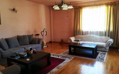 Bucurestii Noi-Bd. Gloriei-Damaroaia Casa cu teren pe colt de vanzare/inchiriere