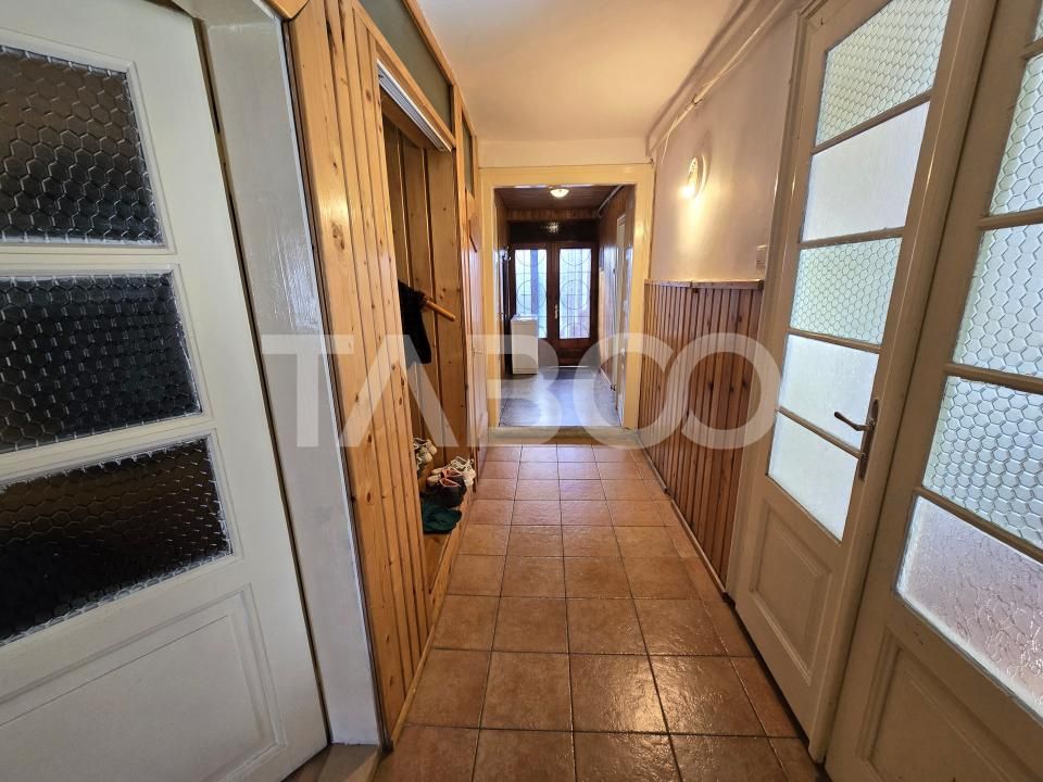 Apartament decomandat 93 utili curte proprie pivnita Sub Arini Sibiu – fotografia 15 din 20