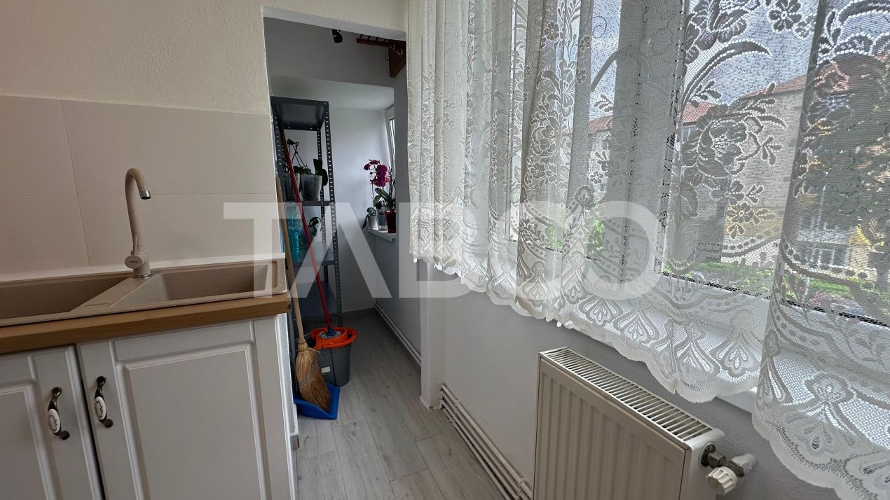 Apartament decomandat 2 camere 45 mpu mobilat  zona Terezian Sibiu – fotografia 13 din 13