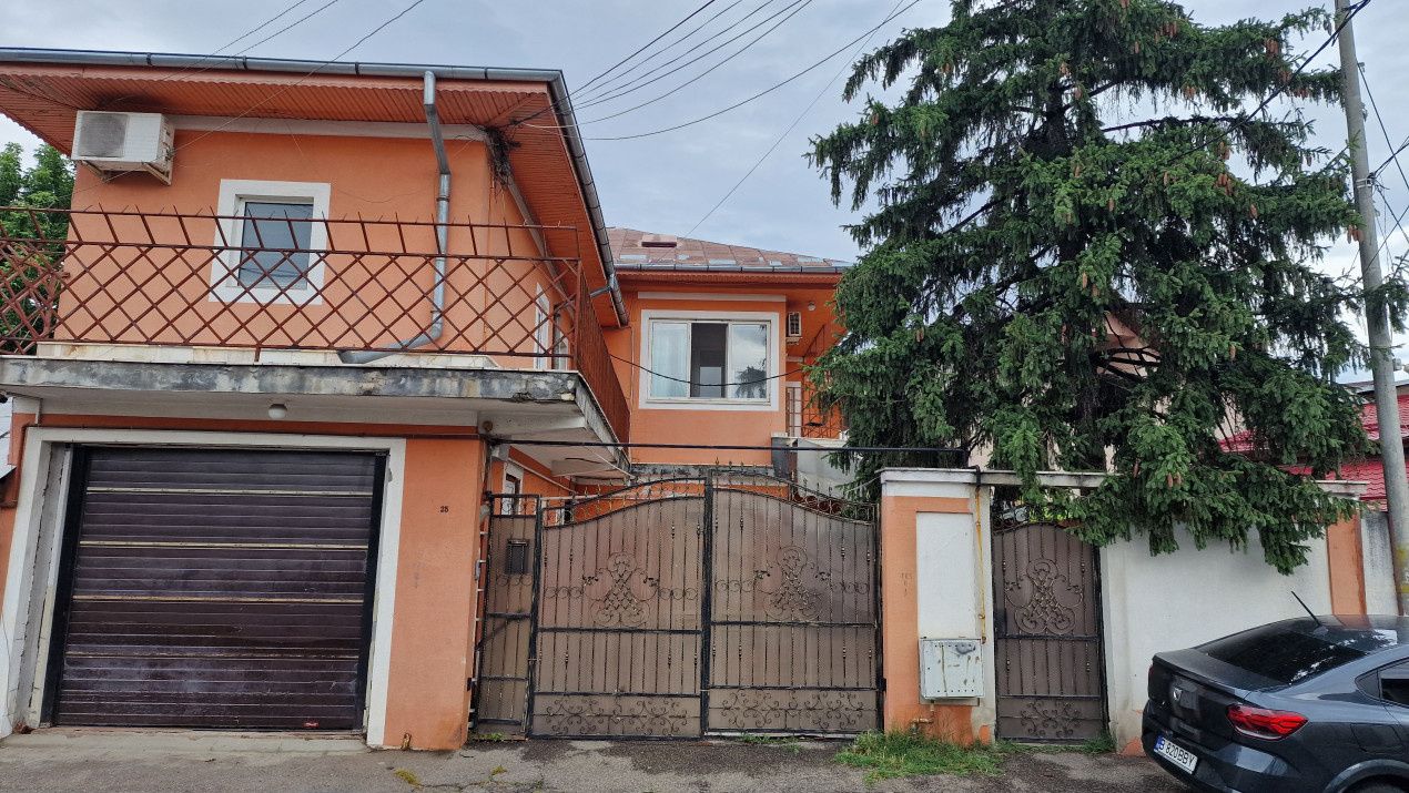 Vila , 300mp utili, ideala afterschool, cazare muncitori straini etc! – fotografia 1 din 21