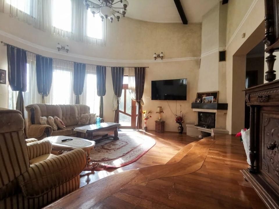 Casa de vanzare cu 4 camere, cartier Grigorescu, Oradea – fotografia 10 din 23