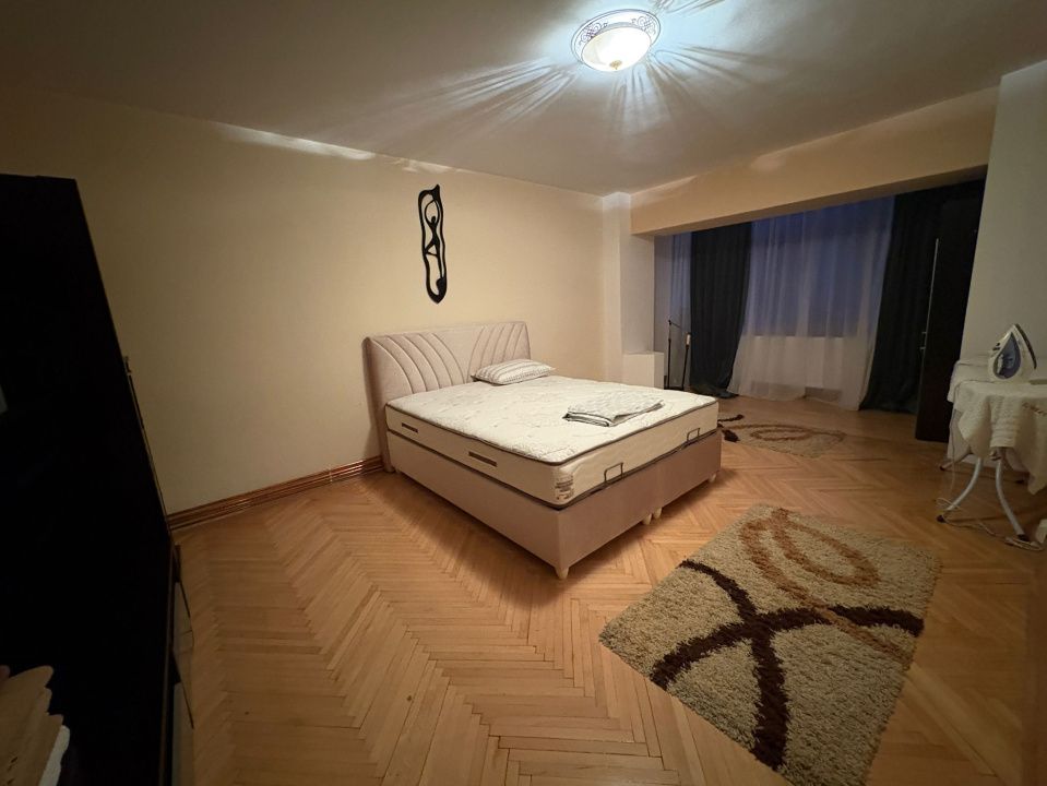 Apartament, 4 camere, 120 mp, Calea Severinului, Zona Promenada – fotografia 2 din 11