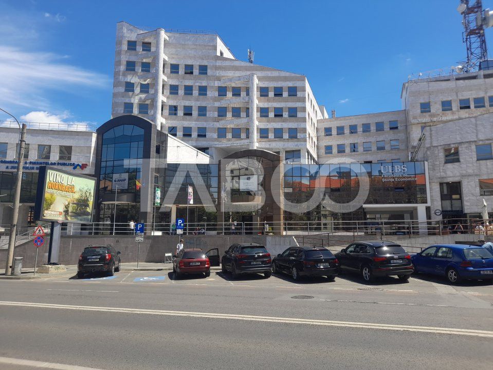 Zona Dioda/ANAF/Finante  Apartament cu 3 camere si balcon – fotografia 1 din 15