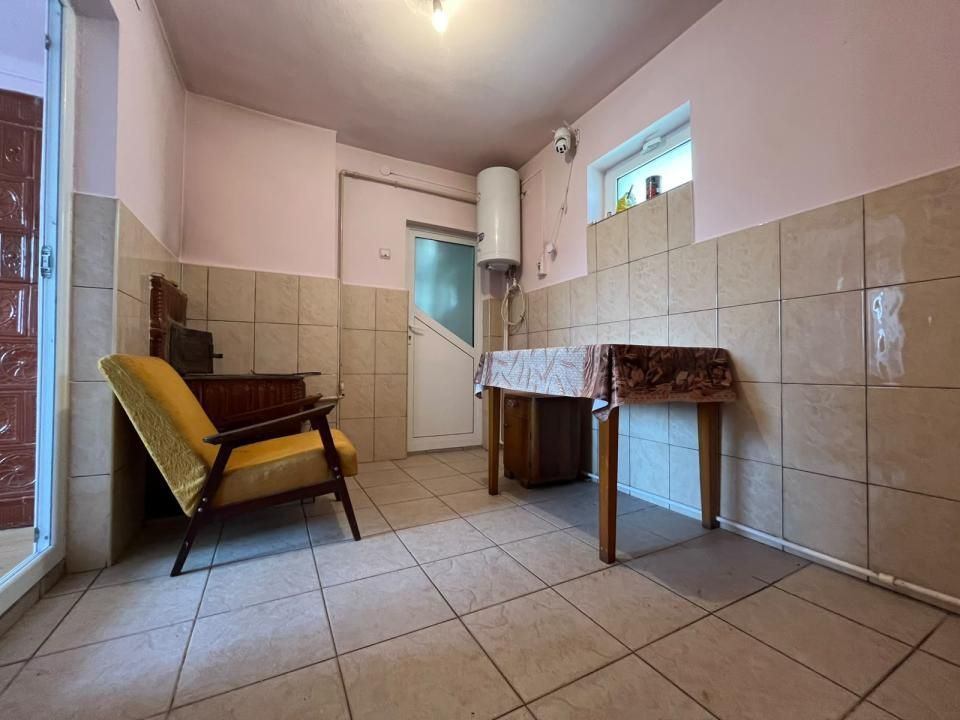 Casă cu 3 camere și teren 1.140 mp toate utilitățile, anexe și acces stradal – fotografia 13 din 20