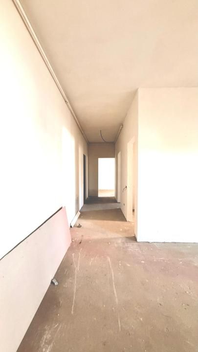 Apartament de 78mp utili(4 camere,2 băi, terasă)bloc nou,parter înalt – fotografia 5 din 5