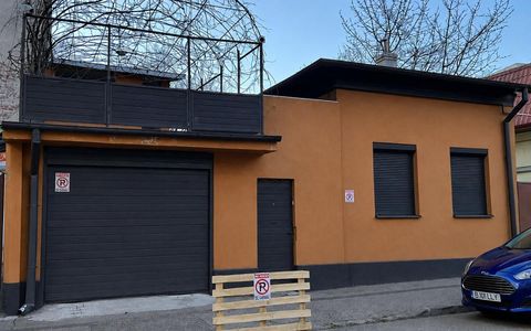 Casa 3 Camere | Piata Alba Iulia | 120 mp | Renovata | Singur Curte |