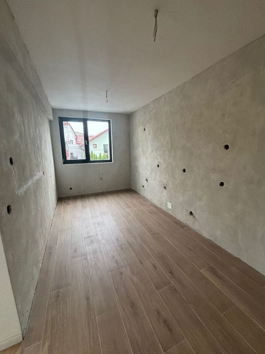 Vilă Nouă Gheorgheni – 212 mp Utili, 3 Nivele, parcari – fotografia 9 din 16