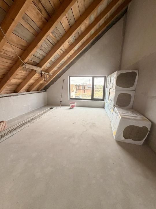 Duplex P+1E cu supanta, model deosebit, 4 camere, 4 bai - Dumbravita – fotografia 12 din 21