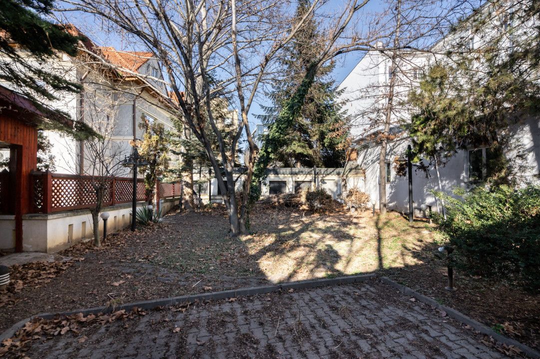Vila 16 Camere de vanzare Unirii Primaria Sector 3 – fotografia 5 din 28