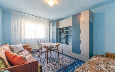 Apartament cu 2 camere, str. Lanii - Bartolomeu.