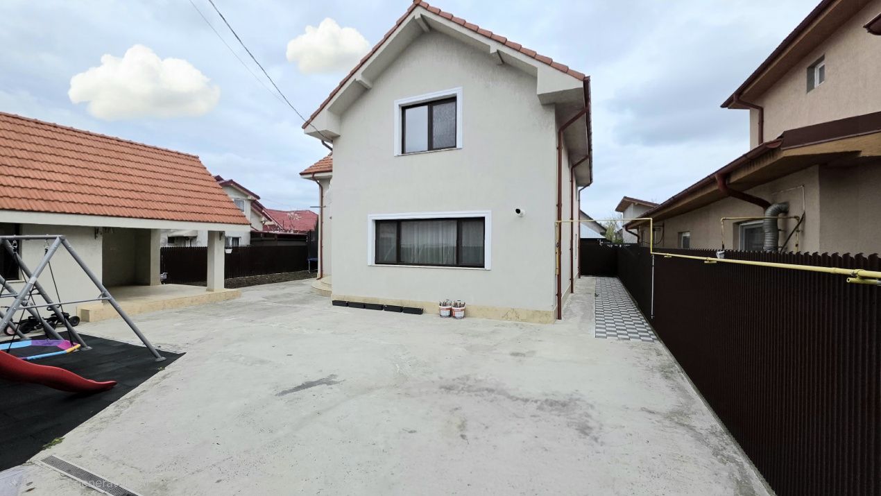 Vilă P+1 spațioasă – Năvodari, zona centrală – fotografia 26 din 29