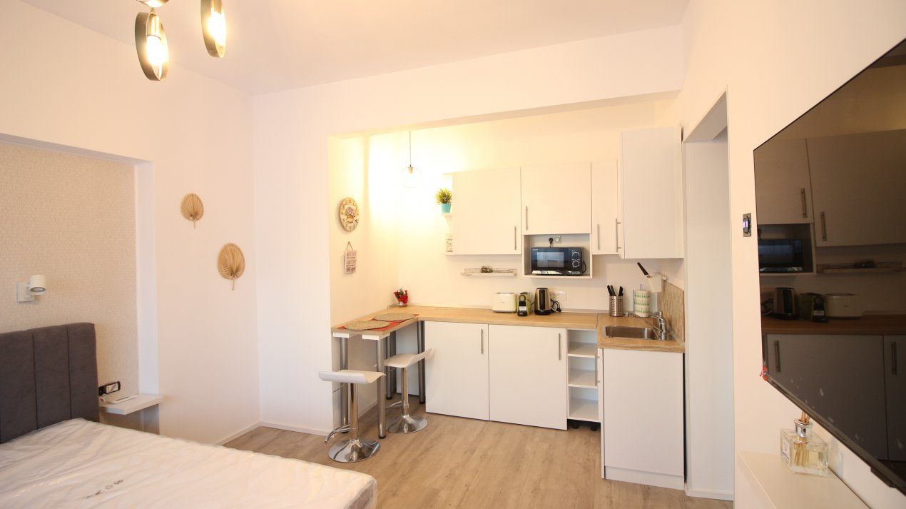 Piața Universității – 2 camere, 2 băi, mobilate modern, etaj 1/8, ideale Airbnb – fotografia 4 din 24
