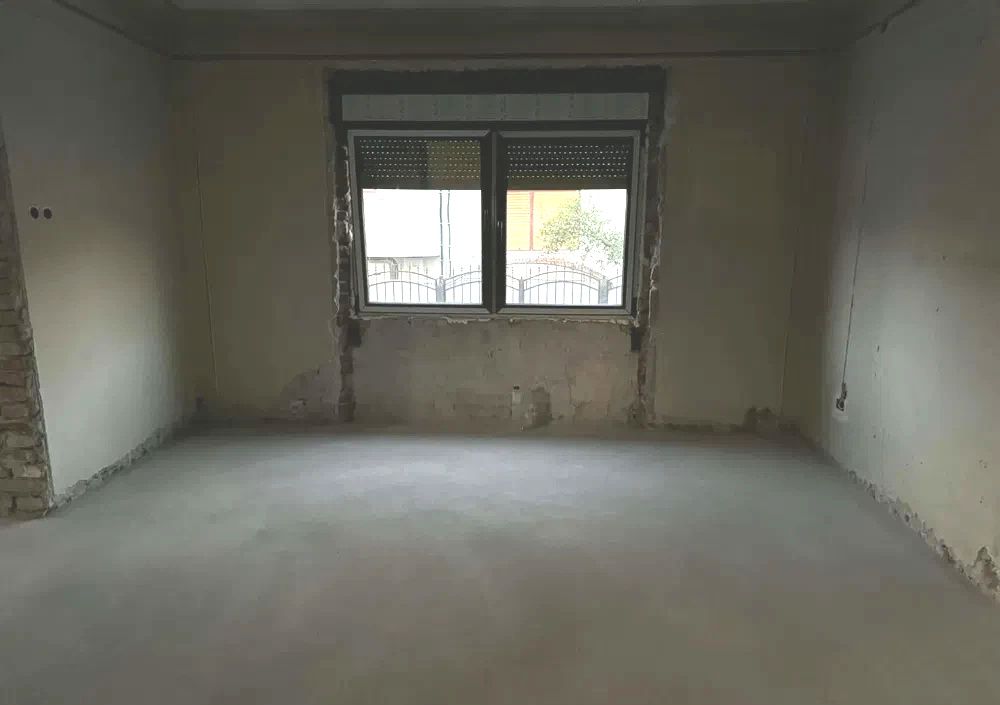 CASA 4 CAMERE I DE VANZARE I CENTRU I 120 MP I POZITIE FOARTE BUNA I – fotografia 8 din 8