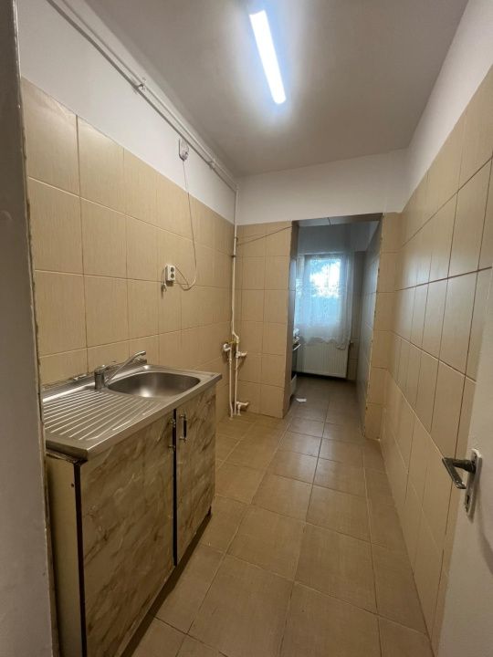 Garsonieră Compactă și Eficientă – zona Progresul – fotografia 4 din 12