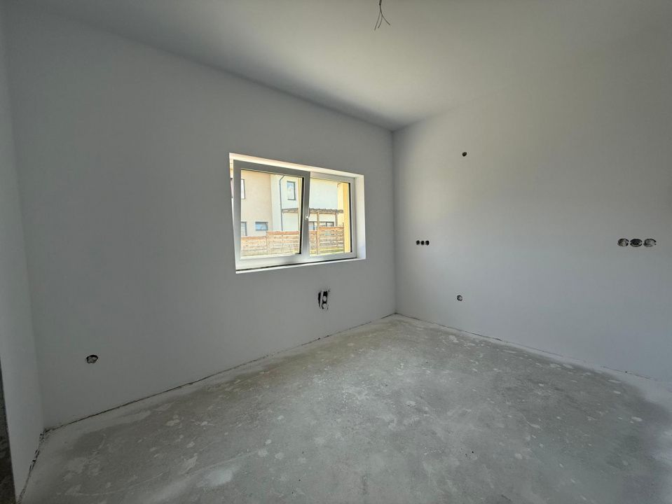 Casă Individuală | 120 mp utili | teren 438mp | Dezmir – fotografia 4 din 9