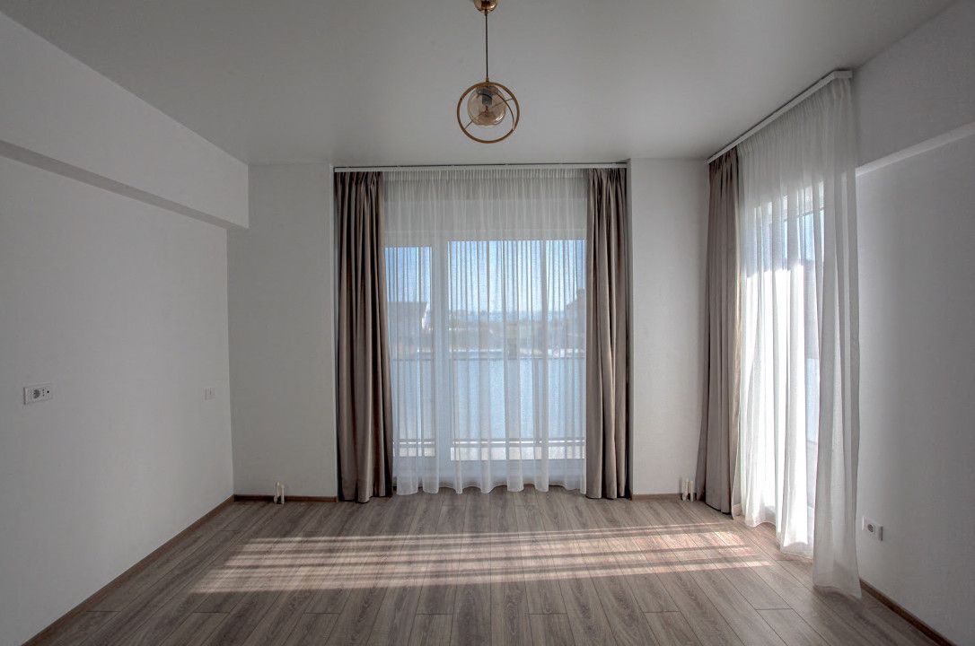 Apartament in ansamblu cu piscina, luminos, bucatarie separată, bloc finalizat – fotografia 17 din 30