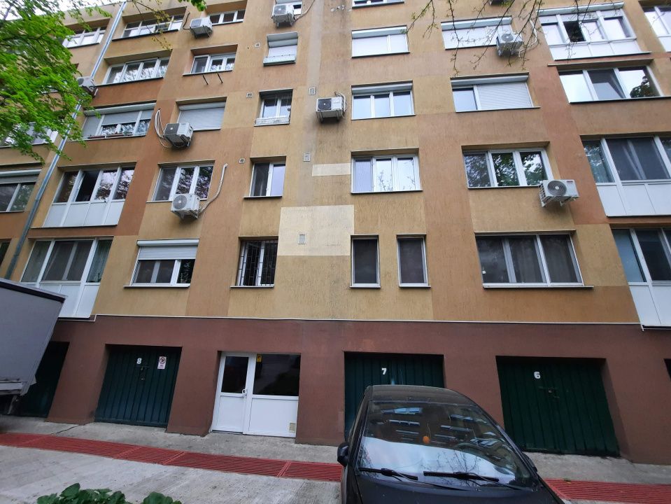 Drumul Taberei, Valea Oltului Brancusi, garsoniera parter, bloc 4 etaje, boxa – fotografia 14 din 28