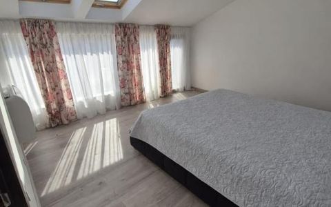 APARTAMENT DE 4 CAMERE DE VÂNZARE – BRAȘOV, ZONA STRĂZII AUREL VLAICU 255000