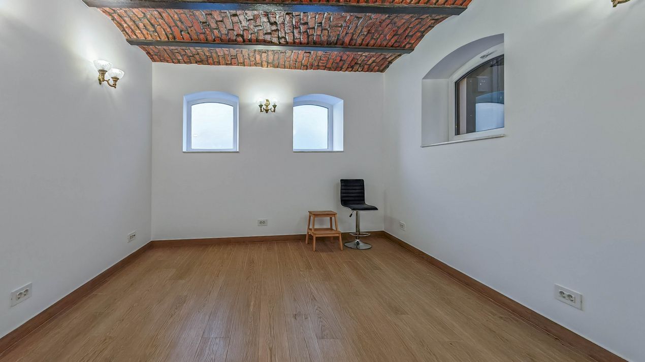 Casa individuala Piata Victoriei – fotografia 11 din 15