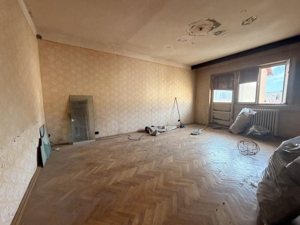 Apartament 3 camere, decomandat, 69 mp utili, etaj 4 -Soarelui – fotografia 5 din 16