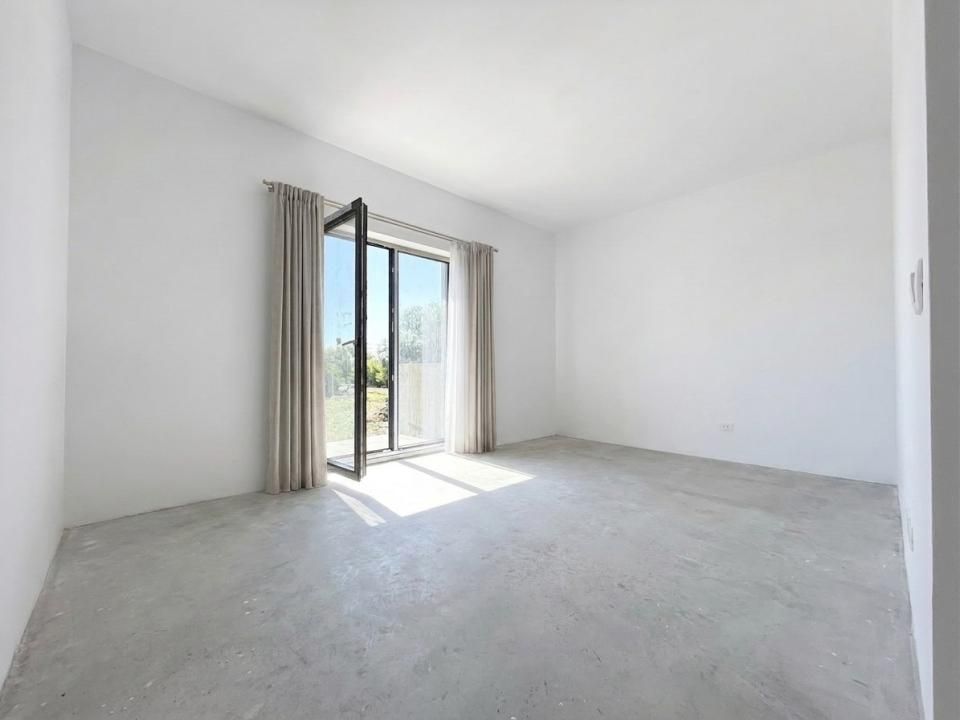 Duplex 4 camere, 125 mp utili, 350 mp teren, terasa 10mp - Giarmata Vii – fotografia 9 din 37
